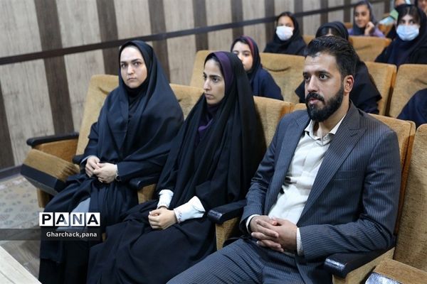 کارگاه توانمندسازی دانش‌آموزان جدیدالورود در شهرستان‌قرچک