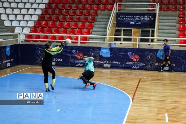 دیدار تیم‌های خبرنگاران و هنرمندان آذربایجان غربی