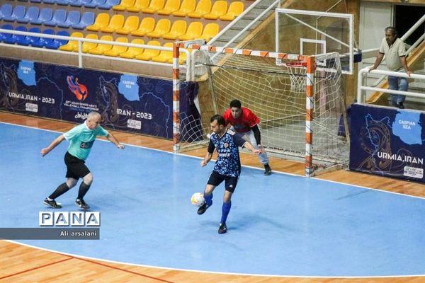 دیدار تیم‌های خبرنگاران و هنرمندان آذربایجان غربی