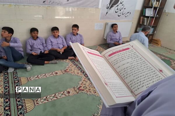 طرح «پنج خشت تفکر» دانش‌آموزان شهرستان اشکذر