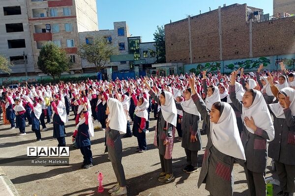 آیین افتتاحیه اتاق بازی و یادگیری در دبستان سعدی در صباشهر شهریار
