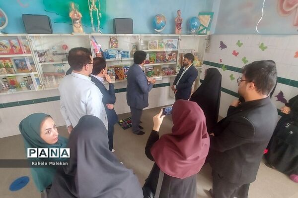 آیین افتتاحیه اتاق بازی و یادگیری در دبستان سعدی در صباشهر شهریار