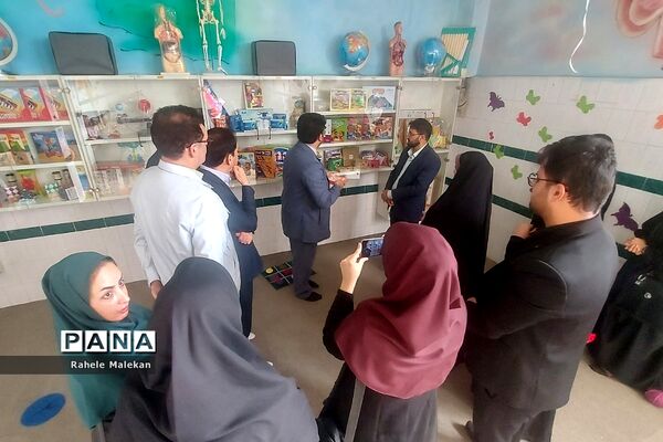 آیین افتتاحیه اتاق بازی و یادگیری در دبستان سعدی در صباشهر شهریار