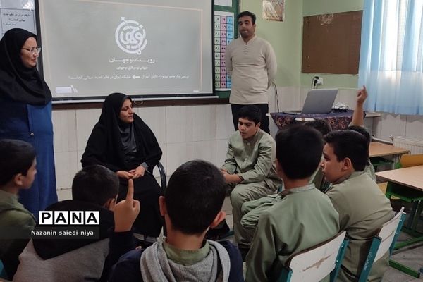 برگزاری رویداد نوجهان در مدرسه هموطن۲ رودهن