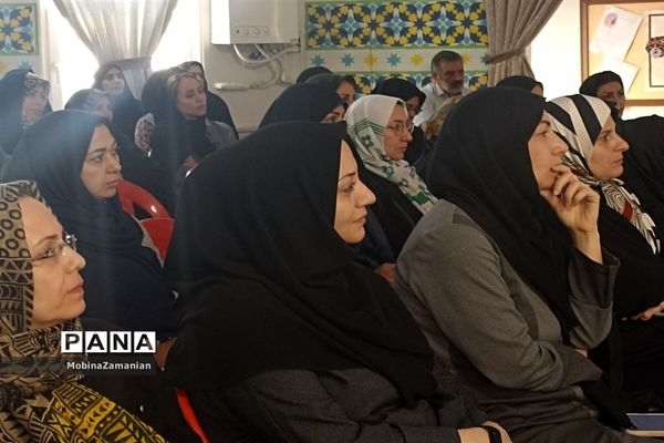 برگزاری کارگاه نقش امید در پیشرفت تحصیلی