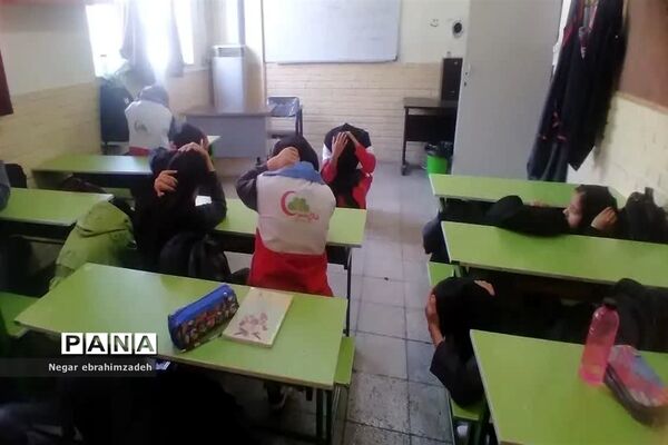مانور پناه‌گیری و خروج اضطراری در شهرستان جاجرم