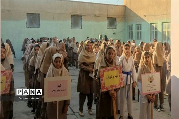 افتتاحیه المپیاد ورزشی درون‌مدرسه ای در حاجی‌آباد