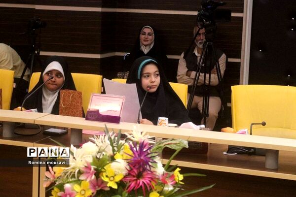 نشست صمیمی وزیر آموزش و پرورش در استان آذربایجان شرقی