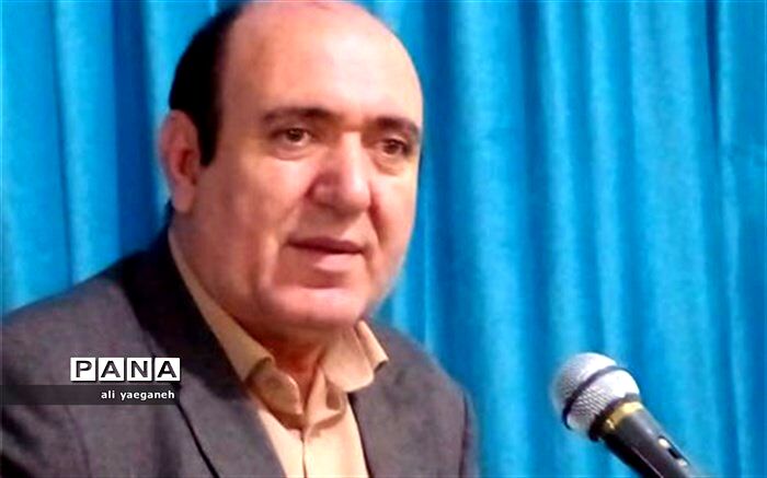 مدیران مدارس همکاران فرهنگی غیرعضو را به عضویت در صندوق ذخیره فرهنگیان ترغیب کنند