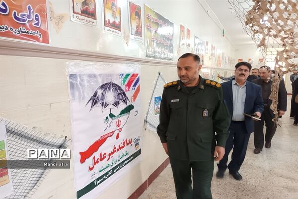 نمایشگاه پدافند غیر عامل در دبیرستان شاهد امام جواد ( ع)‌‌‌ بهبهان