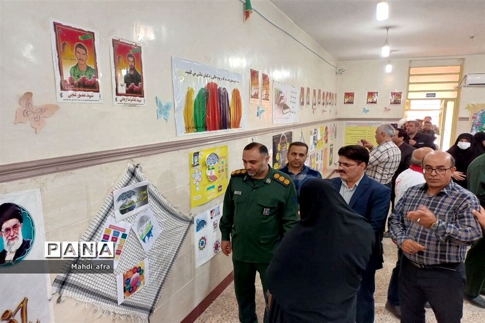 نمایشگاه پدافند غیر عامل در دبیرستان شاهد امام جواد ( ع)‌‌‌ بهبهان