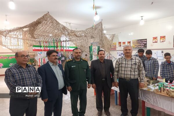 نمایشگاه پدافند غیر عامل در دبیرستان شاهد امام جواد ( ع)‌‌‌ بهبهان