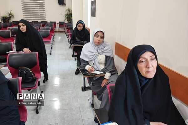 جلسه کارگاهی  جهاد تبیین ویژه معاونان و مربیان پرورشی آموزش و پرورش رودهن