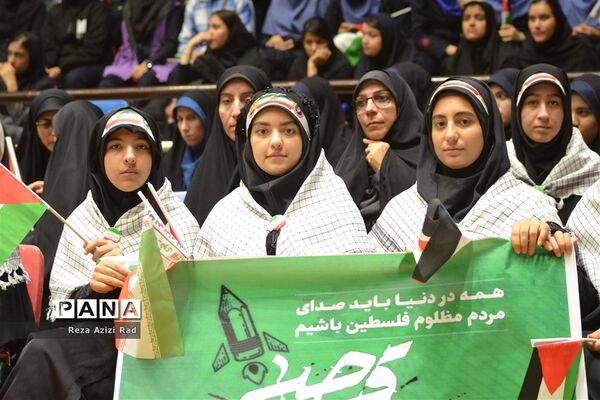 همایش ۱۰ هزار نفری نسل طوفان