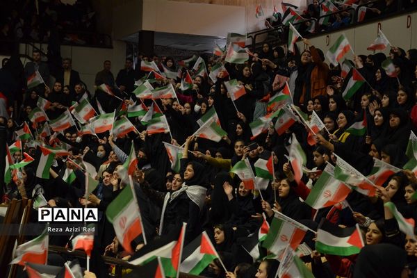 همایش ۱۰ هزار نفری نسل طوفان