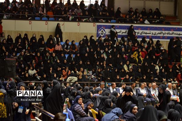 همایش ۱۰ هزار نفری نسل طوفان