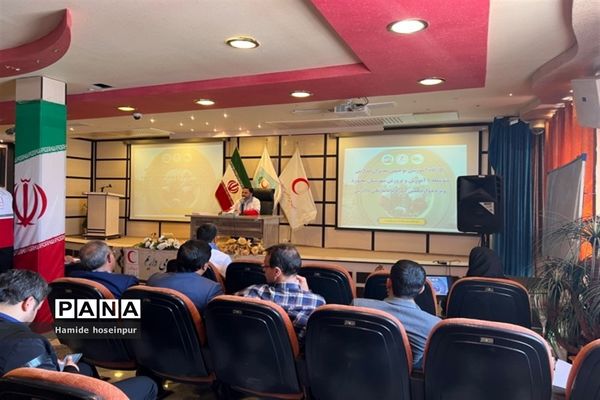 کارگاه آموزشی و توجیهی مدیران مدارس متوسطه یک شهرستان بجنورد