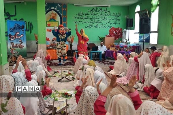 جشن قرآن در دبستان راهیان نور ناحیه 2 ری