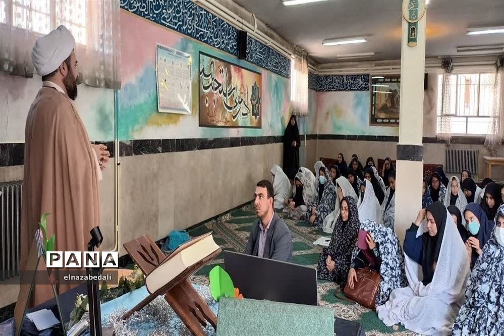 برگزاری رویداد ملی نوجهان در هنرستان شیخ محمد بلیغ شهرستان فیروزکوه