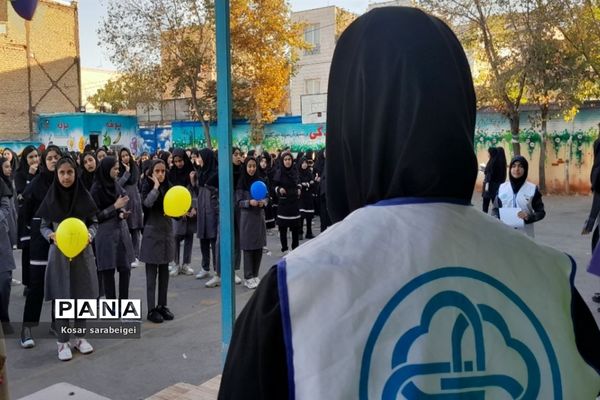 اجرای طرح بهداشت و سلامت در مدارس قرچک