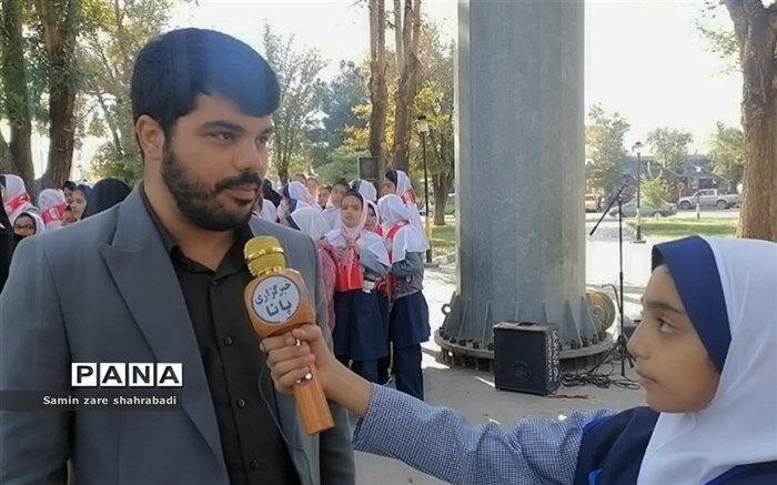 پرچم فلسطین برفراز شهر آباده به اهتزاز درآمد/فیلم