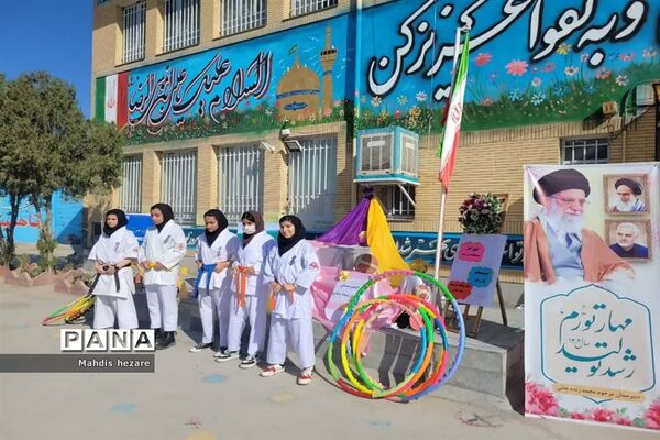 برگزاری المپیاد‌ ورزشی در دبیرستان مرحوم زنده‌جانی
