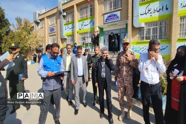 برگزاری مانور پدافند غیر‌عامل در دبیرستان حضرت زهرا(س) شهرستان پیشوا