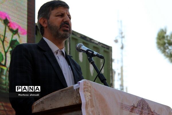 بزرگداشت روز سازمان بسیج دانش‌آموزی و افتتاحیه اردوهای راهیان‌نور