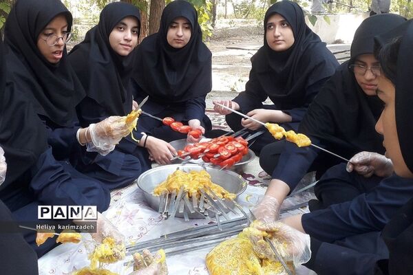 اردوی مثبت‌هشتادیا ۲ ویژه دختران در کانون امام خمینی(ره) شهرری