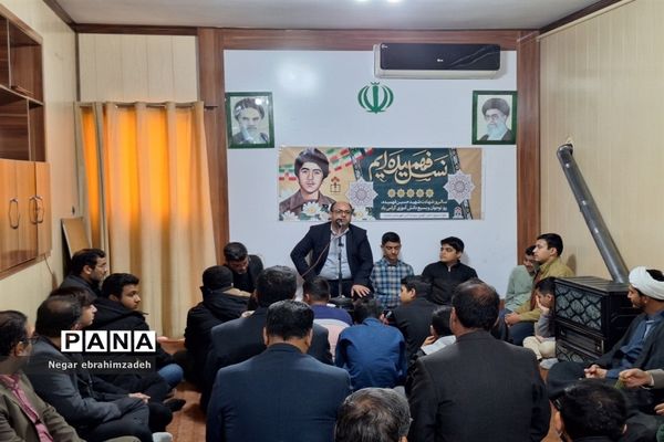 دیداردانش‌آموزان با امام جمعه شهرستان جاجرم