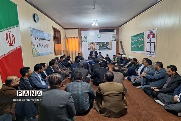 دیداردانش‌آموزان با امام جمعه شهرستان جاجرم