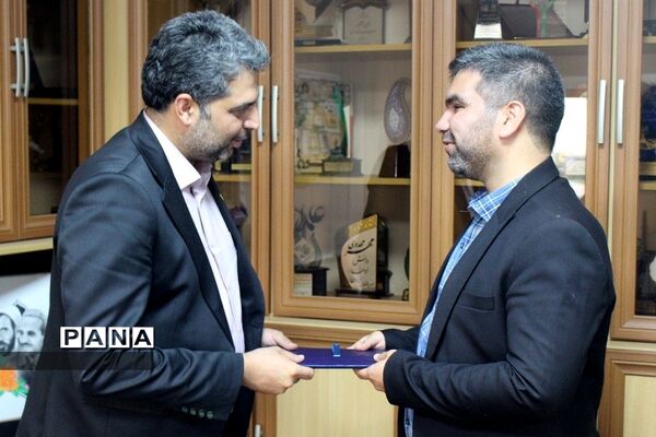 آیین تکریم و معارفه مدیر سازمان دانش‌آموزی شهرستان‌های استان تهران