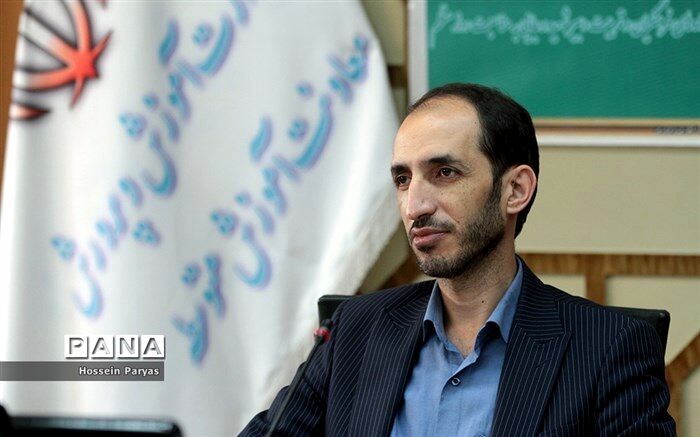 محمدحسین فهمیده و محسن حججی نمونه تربیت‌یافتگان نظام تعلیم و تربیت هستند