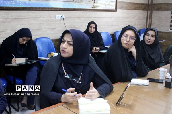 تجلیل از گروهای آموزشی حوزه معاونت پرورشی و فرهنگی اداره کل آموزش و پرورش استان بوشهر