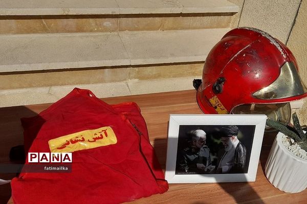 اجرای مانور آموزشی پدافند غیرعامل در دبیرستان دخترانه سردار شهید سلیمانی شهرستان فیروزکوه