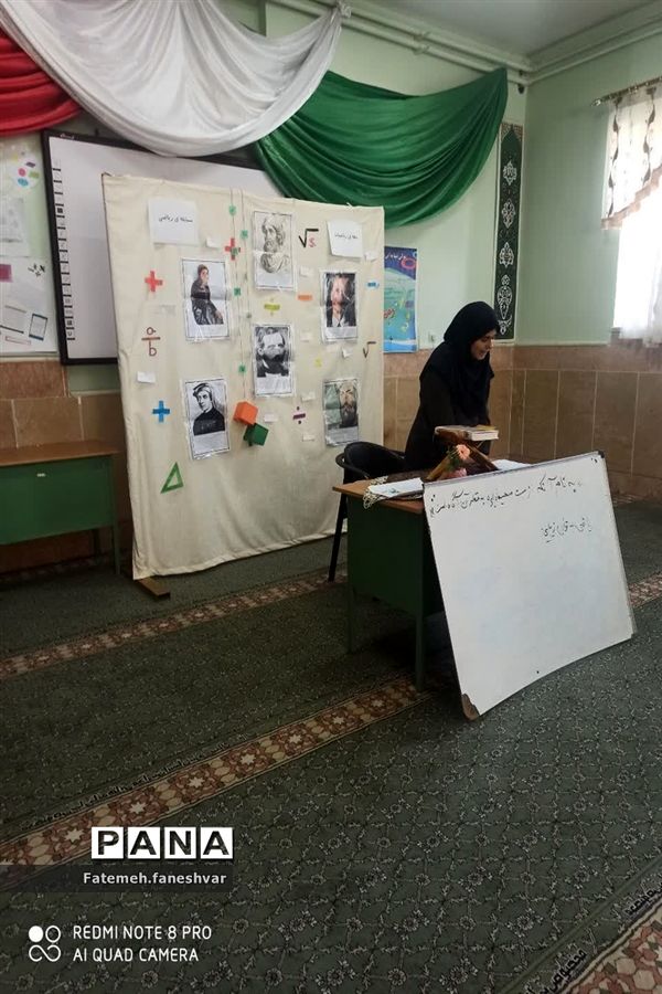 دهه ریاضیات در دبیرستان سمانه شهرستان مروست