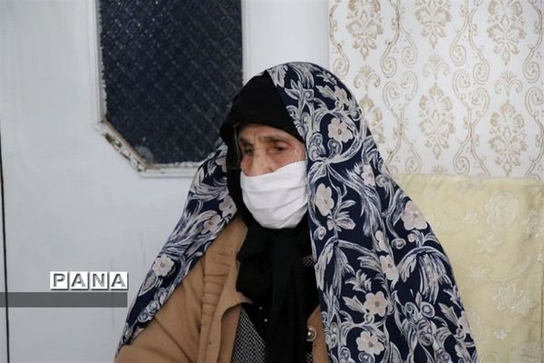 دیدار با خانواده‌‌ی شهدای دانش‌آموز در قرچک