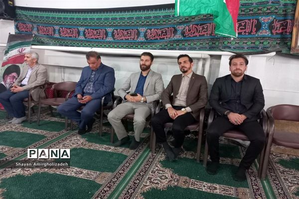 مراسم یادبود شهید حسین فهمیده در هنرستان امیرکبیر قرچک