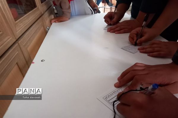 انتخابات شورای دانش‌آموزی در منطقه ایلخچی