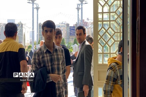 برگزاری اردوی دانش‌آموزان رشته تجربی دبیرستان نمونه آیت الله خامنه‌ای کاشمر