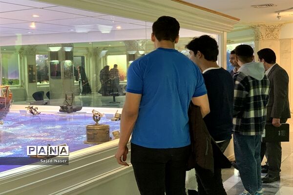 برگزاری اردوی دانش‌آموزان رشته تجربی دبیرستان نمونه آیت الله خامنه‌ای کاشمر