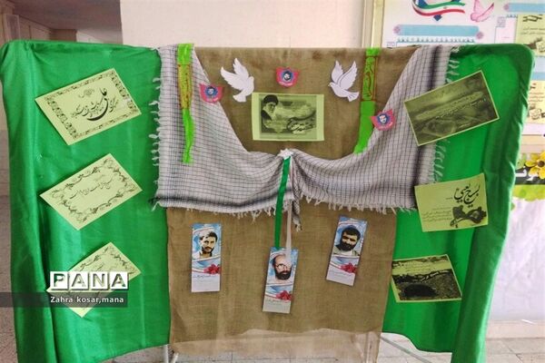 نواختن زنگ هفته پدافند غیر عامل در دبیرستان نمونه دولتی اندیشه کاشمر
