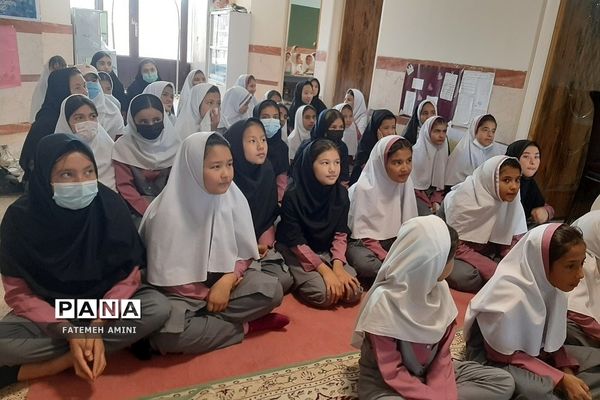 اجرای طرح «اول وقت سلام» در مدارس فشافویه