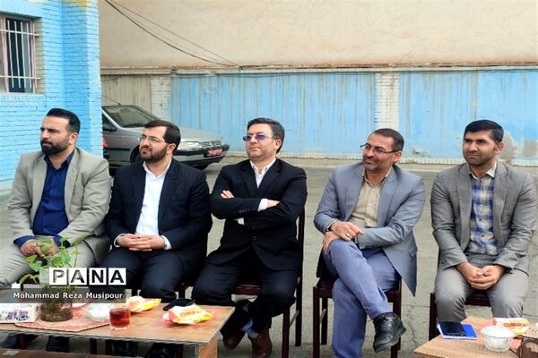 برگزاری انتخابات شورای دانش‌آموزی دبیرستان عطیه 2 ملارد