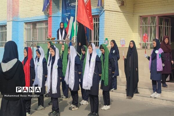 برگزاری انتخابات شورای دانش‌آموزی دبیرستان عطیه 2 ملارد