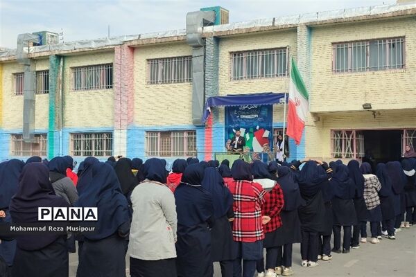برگزاری انتخابات شورای دانش‌آموزی دبیرستان عطیه 2 ملارد