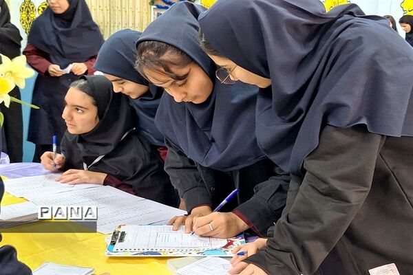 برگزاری انتخابات شورای دانش‌آموزی  دبیرستان سیزده آبان ناحیه یک کرج