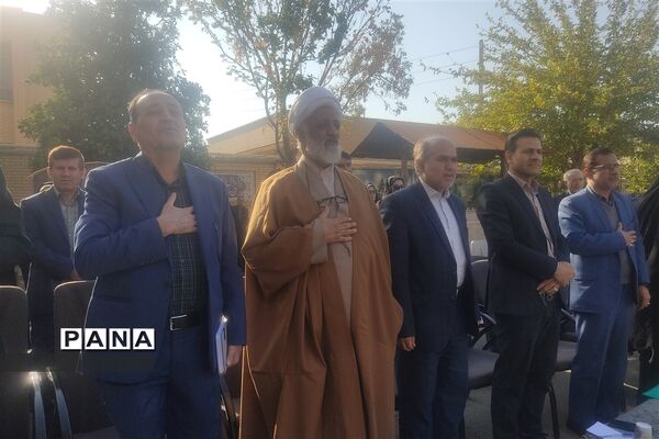 برگزاری مراسم نمادین انتخابات شوراهای دانش‌آموزی  در شیراز