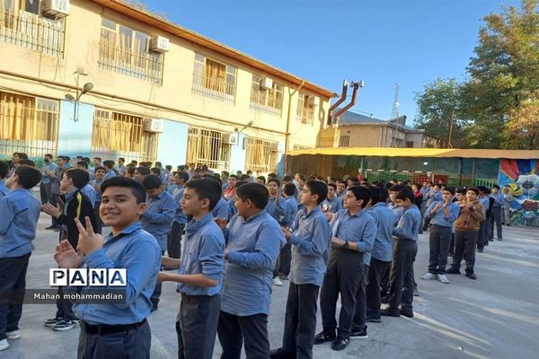 انتخابات شورای دانش‌آموزی در دبیرستان سلمان پارسی