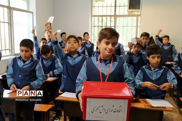 انتخابات شورای دانش‌آموزی مدارس پسرانه شهریار